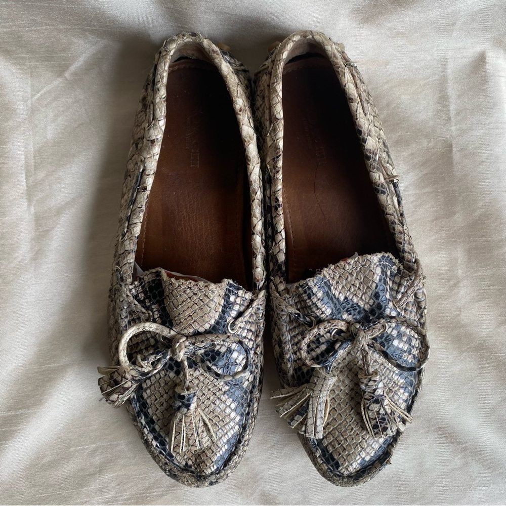Coach Nadia Snakeskin embossed Loafers size 7 Genuine leather outside inside